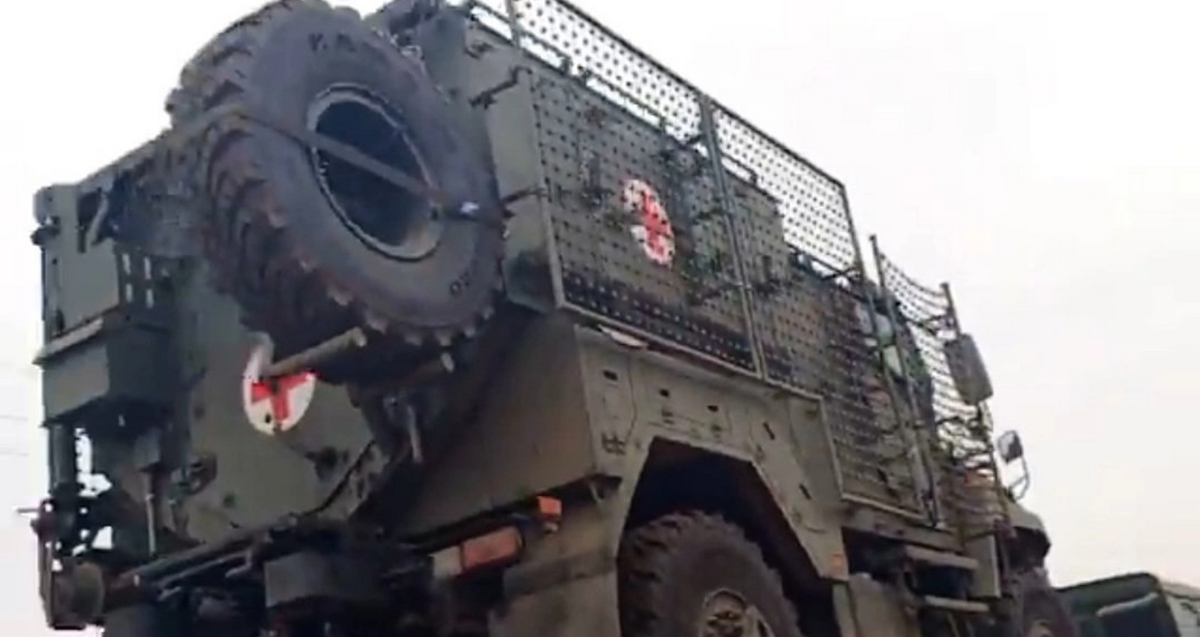 A KamAZ “Linza” armoured ambulance in a convoy of Russian military equipment delivered in January 2025 (source: Cap Mali+ on Facebook).